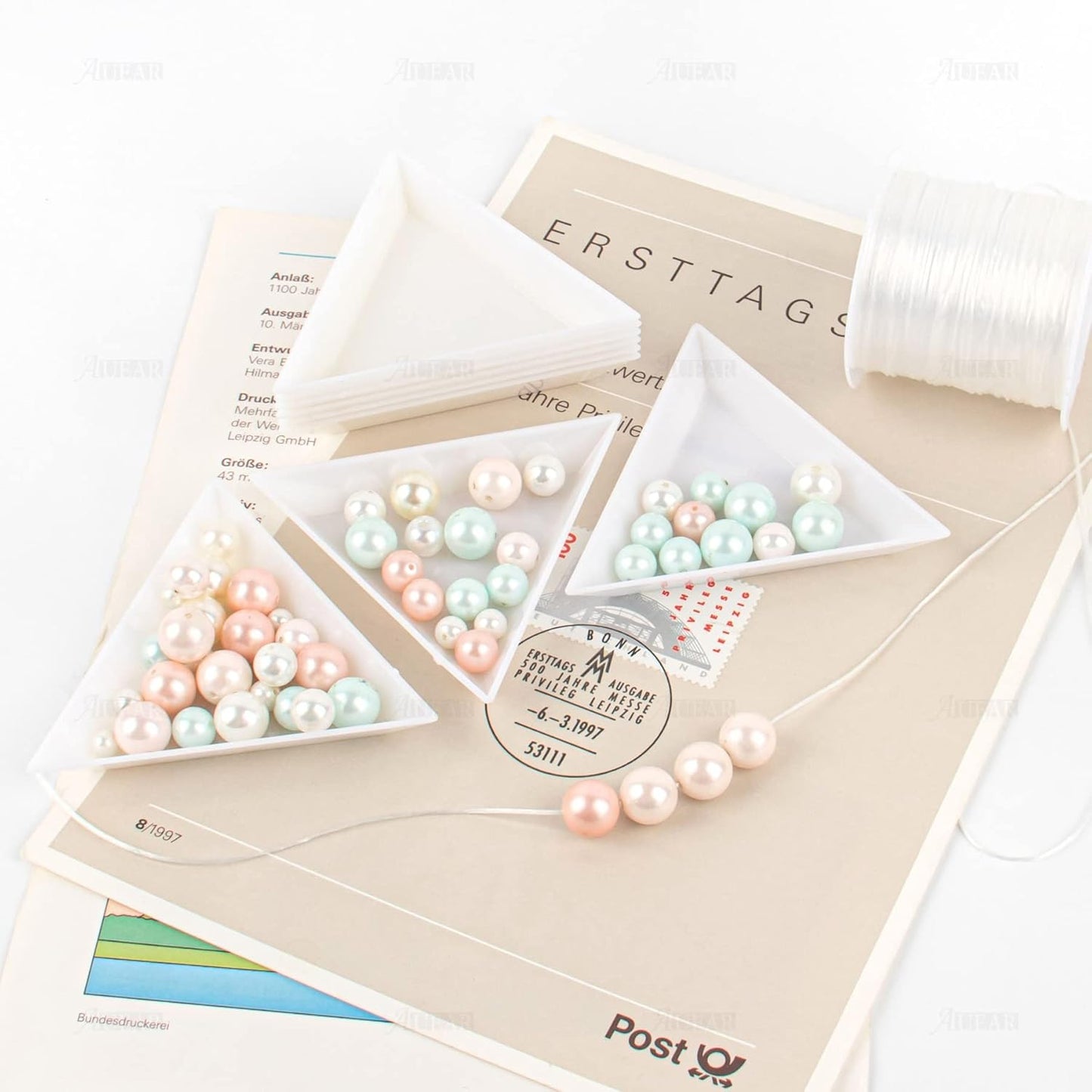 AUEAR, Bead Sorting Trays Plastic Nail Art Plates for DIY Craft Jewelry Project (White, 30 Pack Triangle)