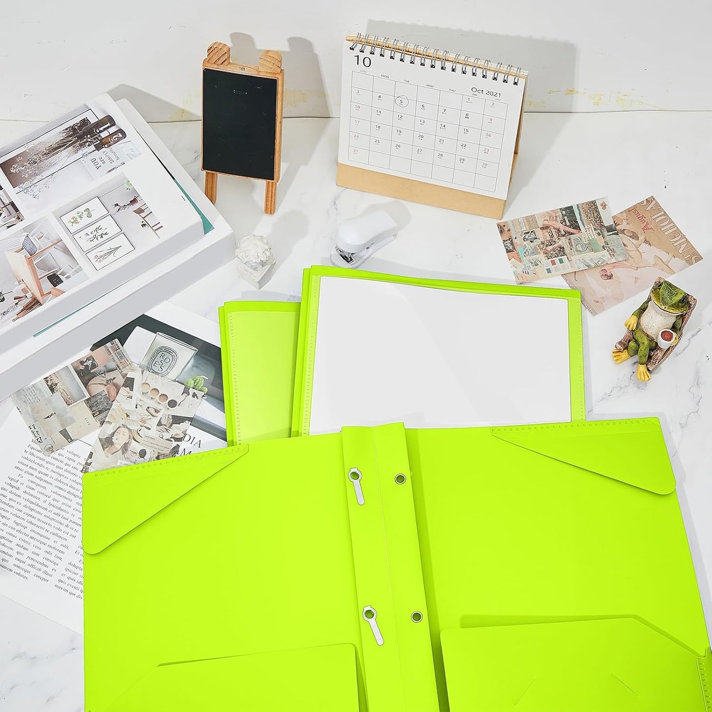 Henoyso 72 Pcs Plastic Folder with Clear Front Pocket and 3 Prong Plastic Folders with Card Slot Pocket Folders with Prongs for School Office (Fluorescent Green)