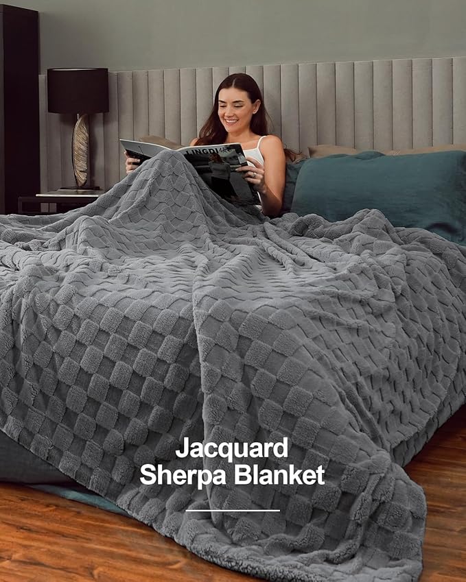 Pawque Super Soft Cozy Throw Blanket Queen Size for Couch Bed, Fluffy Sherpa Fleece Reversible Thick Warm Fuzzy Blanket for All-Season, 3D Checkered Jacquard Decorative Blankets, Grey, 90"x90"