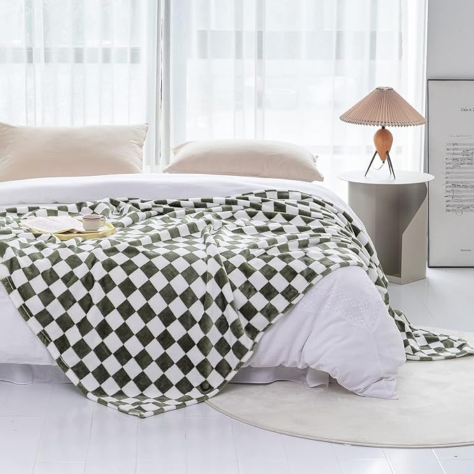 LOMAO Throw Blankets Flannel Blanket with Checkerboard Grid Pattern Soft Throw Blanket for Couch, Bed, Sofa Luxurious Warm and Cozy for All Seasons (Dark Olive, 50"x60")