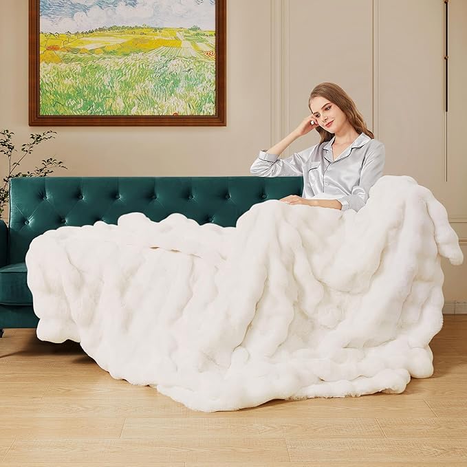 Light Beige Faux Fuzzy Fur Blanket Queen Size 90x90 Ultra Soft Thick Fluffy Blanket Queen for Bed Couch Cozy Furry Home Decor 1000 GSM