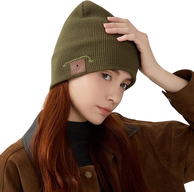 Bluetooth Beanie, Bluetooth 5.2 Wool Hat HD Stereo,30 Hours Play time,Built-in Microphone, Men's/Women's Christmas Electronic Gift (Green)