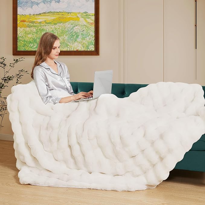 Light Beige Faux Fuzzy Fur Blanket Queen Size 90x90 Ultra Soft Thick Fluffy Blanket Queen for Bed Couch Cozy Furry Home Decor 1000 GSM