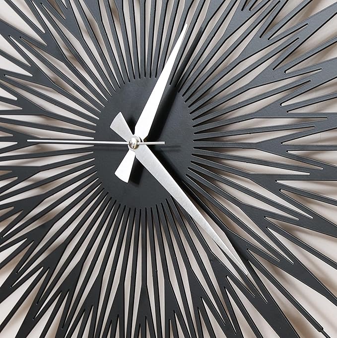 Sun Rays Wall Clock, Large Metal Decorative Wall Clock, Modern Minimalist Wall Decor (Silver, Small)