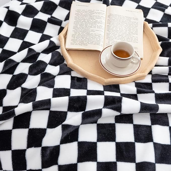 LOMAO Throw Blankets Flannel Blanket with Checkerboard Grid Pattern Soft Throw Blanket for Couch, Bed, Sofa Luxurious Warm and Cozy for All Seasons (Black, 40"x50")