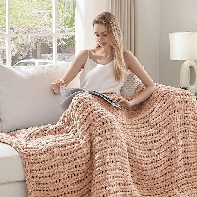 Esterra Chunky Knit Blanket Throw 40"x50", 100% Hand Knitted Chenille Throw Blanket, Cozy Soft Thick Cable Knit Throw Large Rope Knot Crochet Throw Blanket for Sofa Couch Bed, Dusty Pink