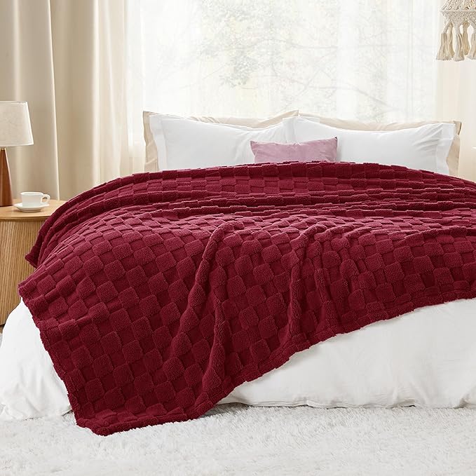 Bedsure GentleSoft King Size Blanket for Bed - Super Soft Cozy Blankets for Women Men Girls, Large Fuzzy Fleece Throw for Bedroom Decor, Red,108x90 Inches