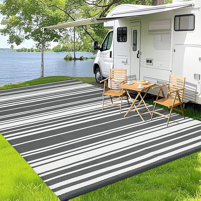 Waterproof Outdoor Rug 8x10 Contemporary Reversible Plastic Straw Rug, Easy Cleaning Striped Patio Carpet, UV-Resistant Indoor Outdoor Floor Cover for RV, Porch, Deck, Backyard, Grey