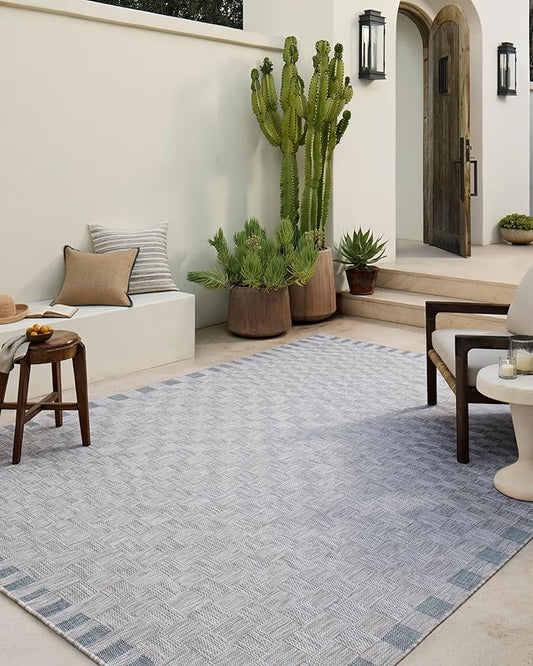 Loloi Amber Lewis Topanga Collection TOP-07 Silver/Blue 7'-10" x 10' Indoor/Outdoor Area Rug